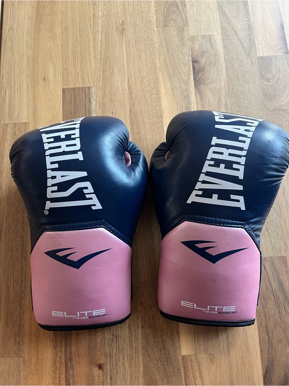 Everlast Elite Pink and Blue Boxing Gloves